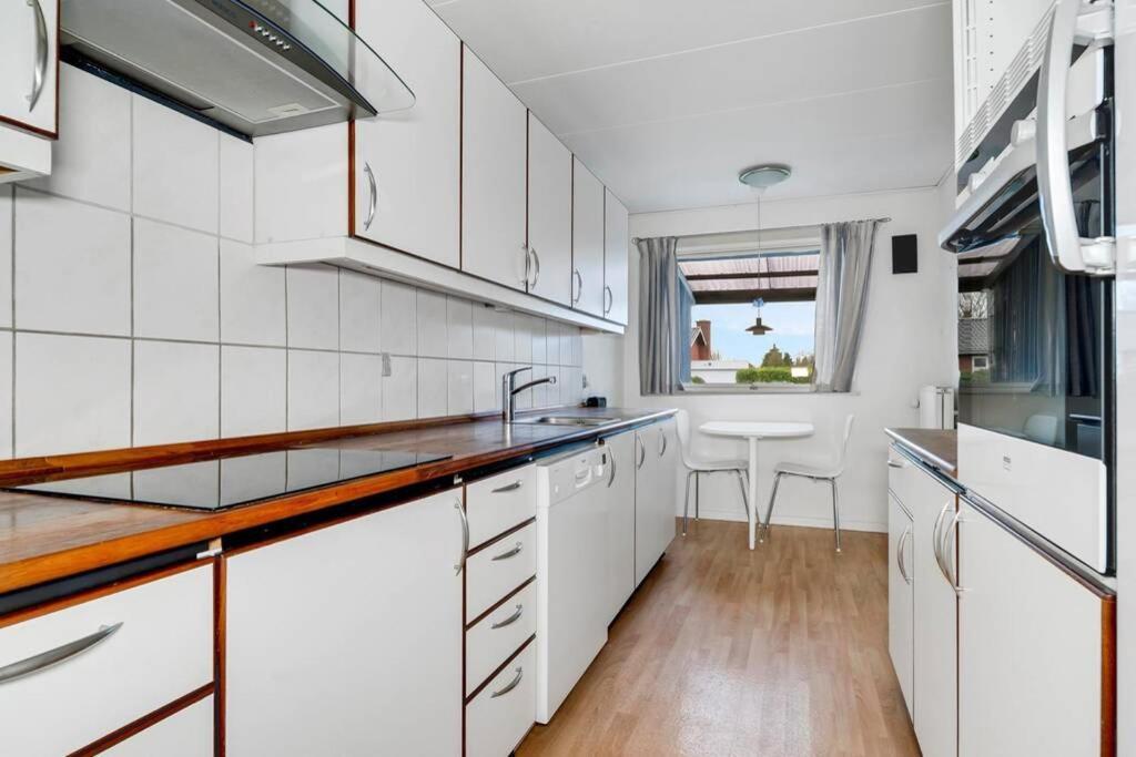 Margrethes Vej 22 - King'S Apartment - 105M2 Maribo Exterior photo